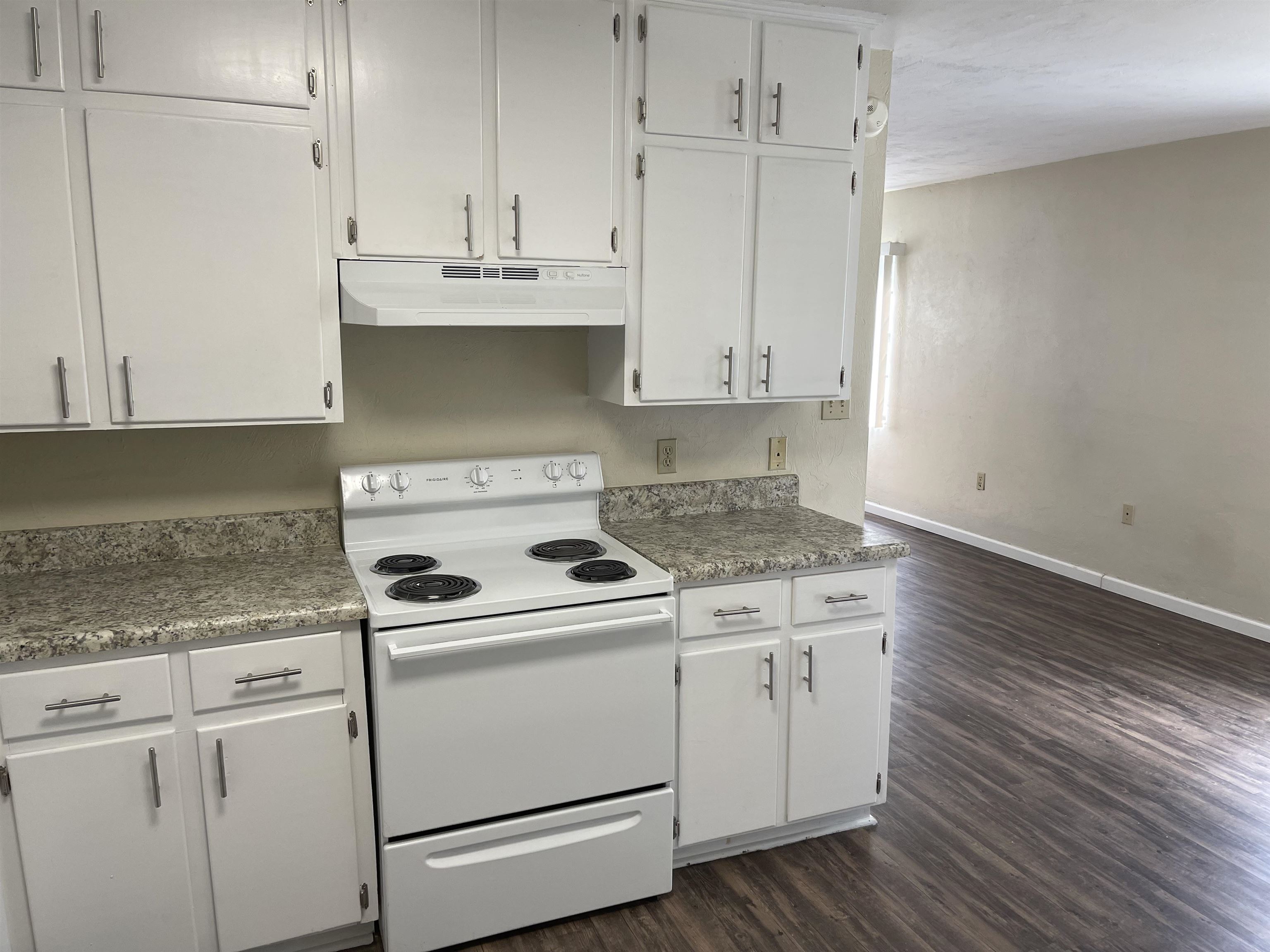 2618 Old Bainbridge Road, Unit A Tallahassee, FL 32303 - Photo 4 of 11