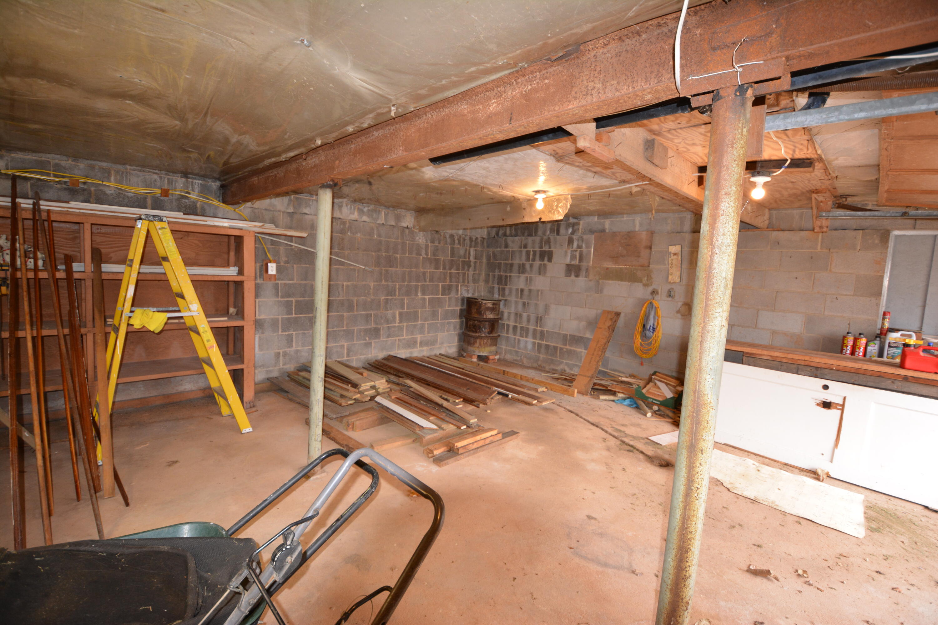 3316 Bassett Heights Road Bassett, VA 24055 - Photo 42 of 51 a view of a walk in closet