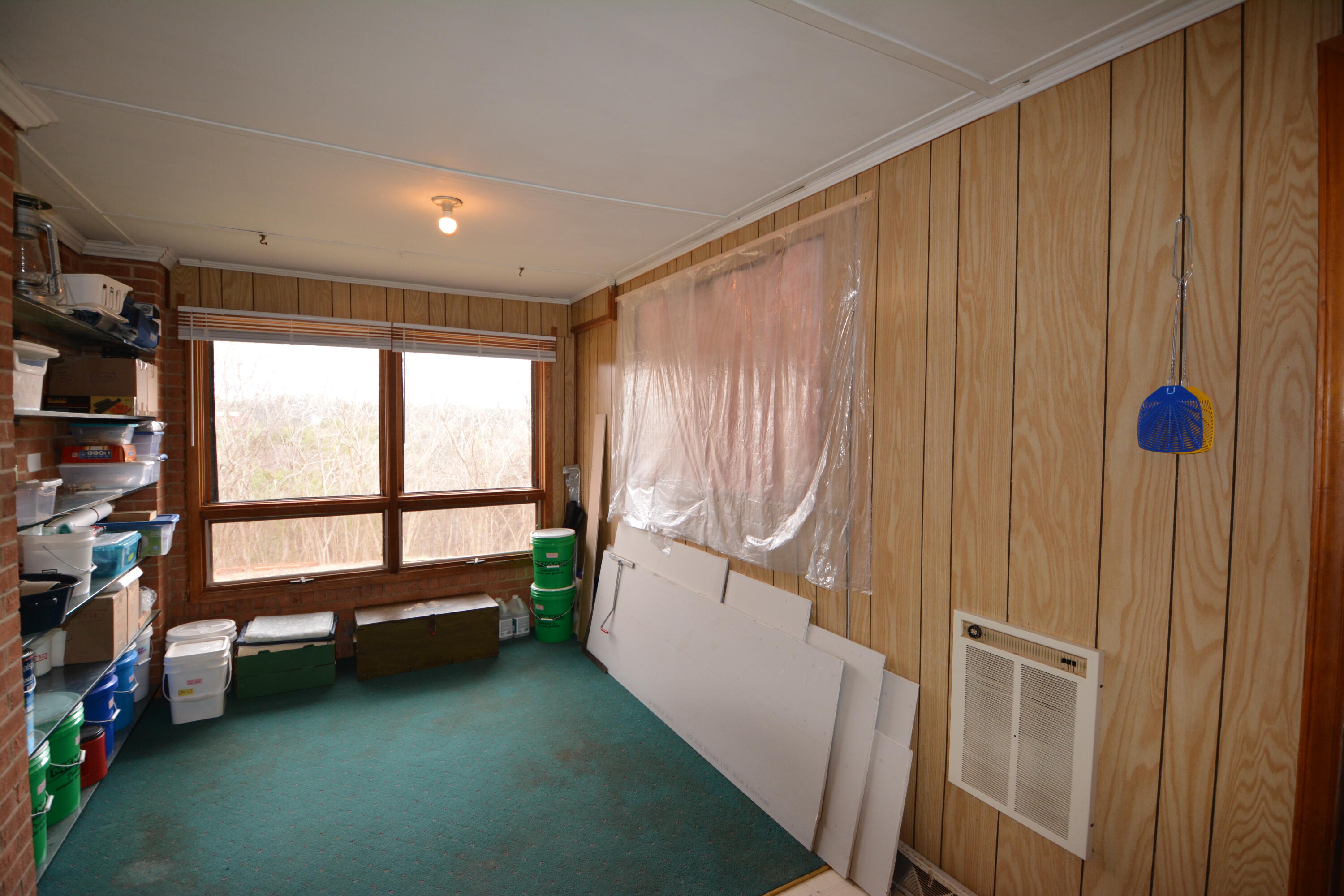 3316 Bassett Heights Road Bassett, VA 24055 - Photo 49 of 51 a room with window