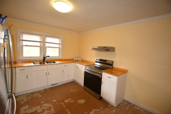 $158,000 | 3316 Bassett Heights Road, Bassett, VA 24055