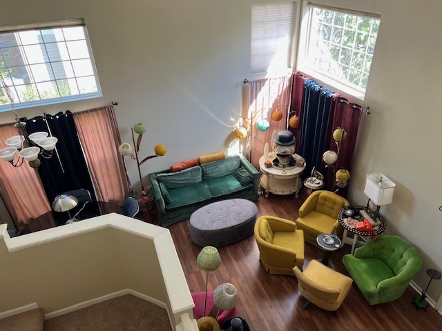1229 Pennsbury Lane Aurora, IL 60502 - Photo 6 of 25 a bathroom with a sink mirror and toilet