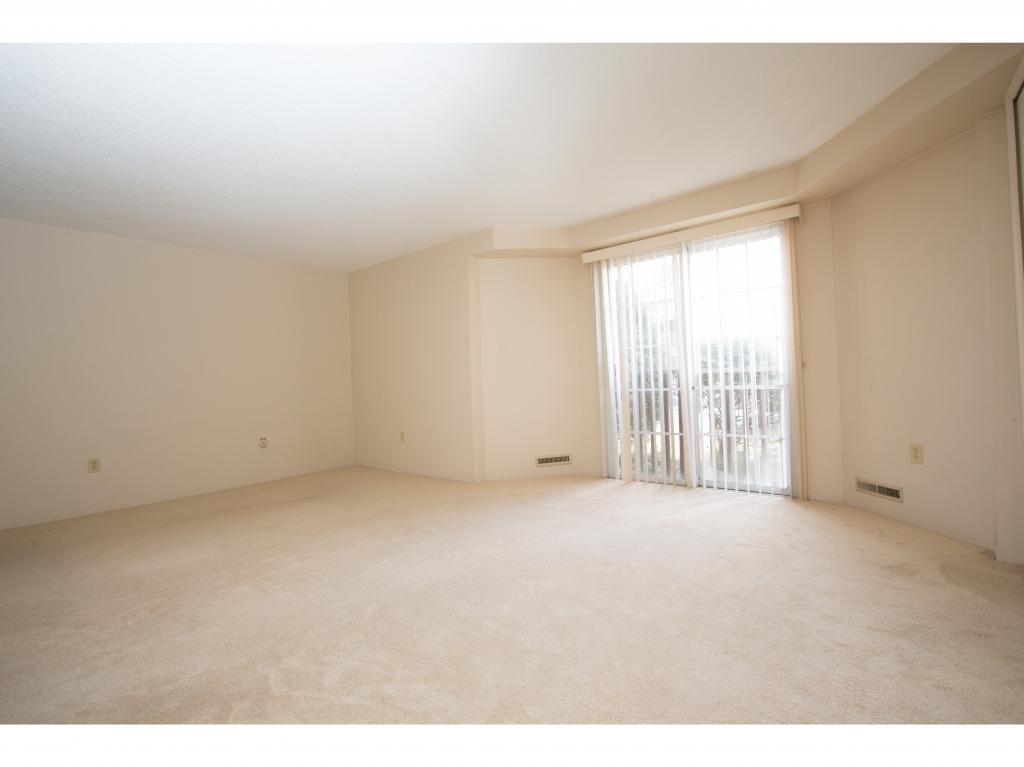 210 Cannongate III Road, Unit 210 Nashua, NH 03063 - Photo 10 of 14 Gallery Image 10