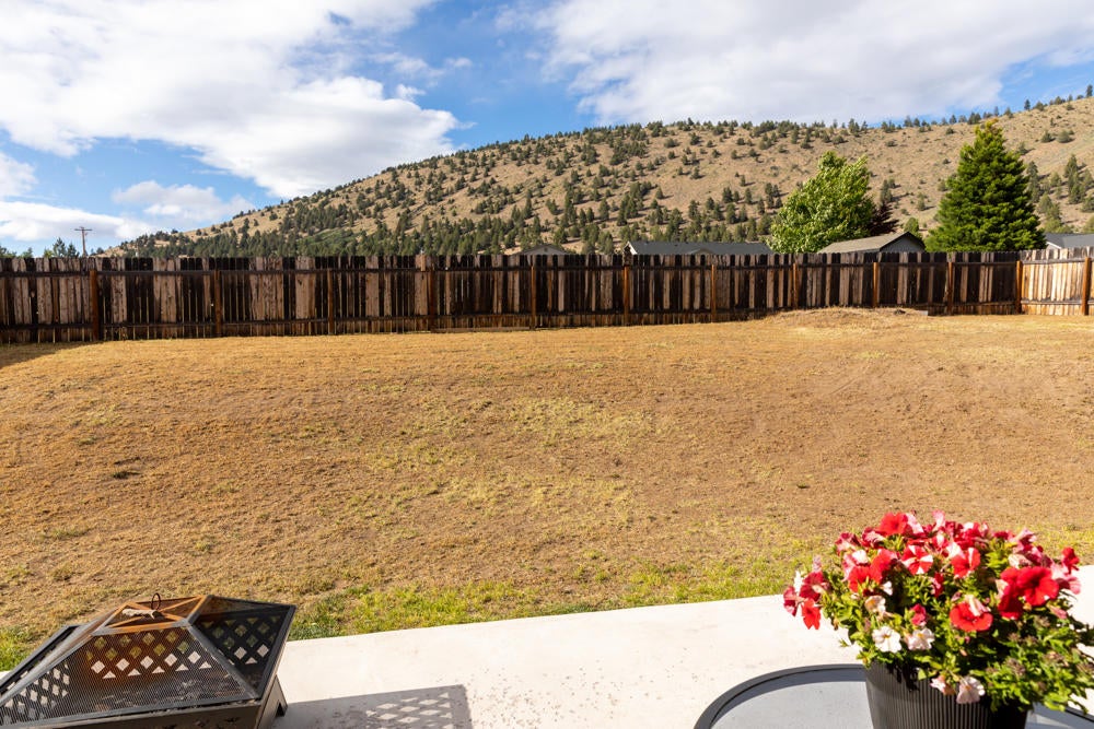 11605 Ramirez Road Klamath Falls, OR 97603 - Photo 23 of 39 11605RamirezRd.-32