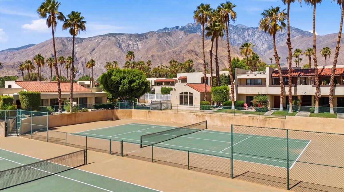 200 East Racquet Club Road, Unit 18 Palm Springs, CA 92262 - Photo 30 of 33 34-200 E Racquet Club Rd #18 (Aerial)-4