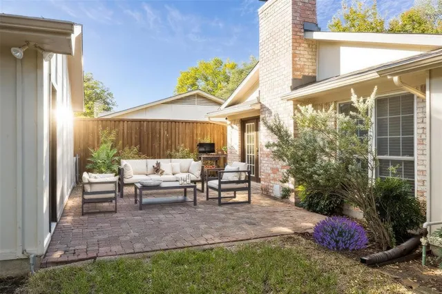 $2,900 | 2015 Sandy Trail, Richardson, TX 75080