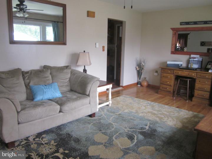 257 F Street Carneys Point, NJ 08069 - Photo 15 of 15 Gallery Image 15