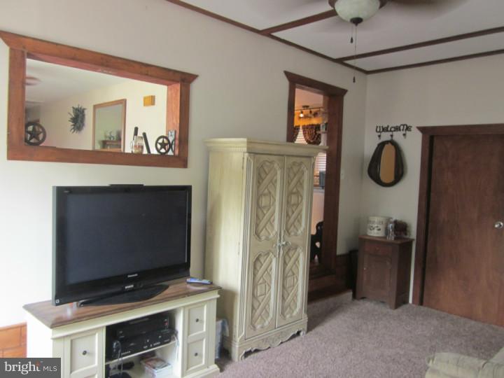 257 F Street Carneys Point, NJ 08069 - Photo 8 of 15 Gallery Image 8