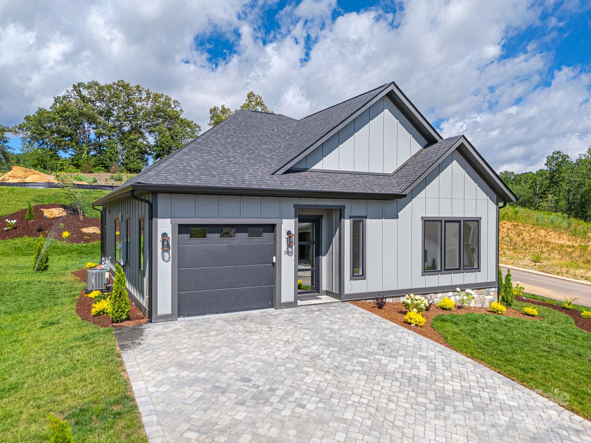 309 Avery Trl Dr Unit 40  