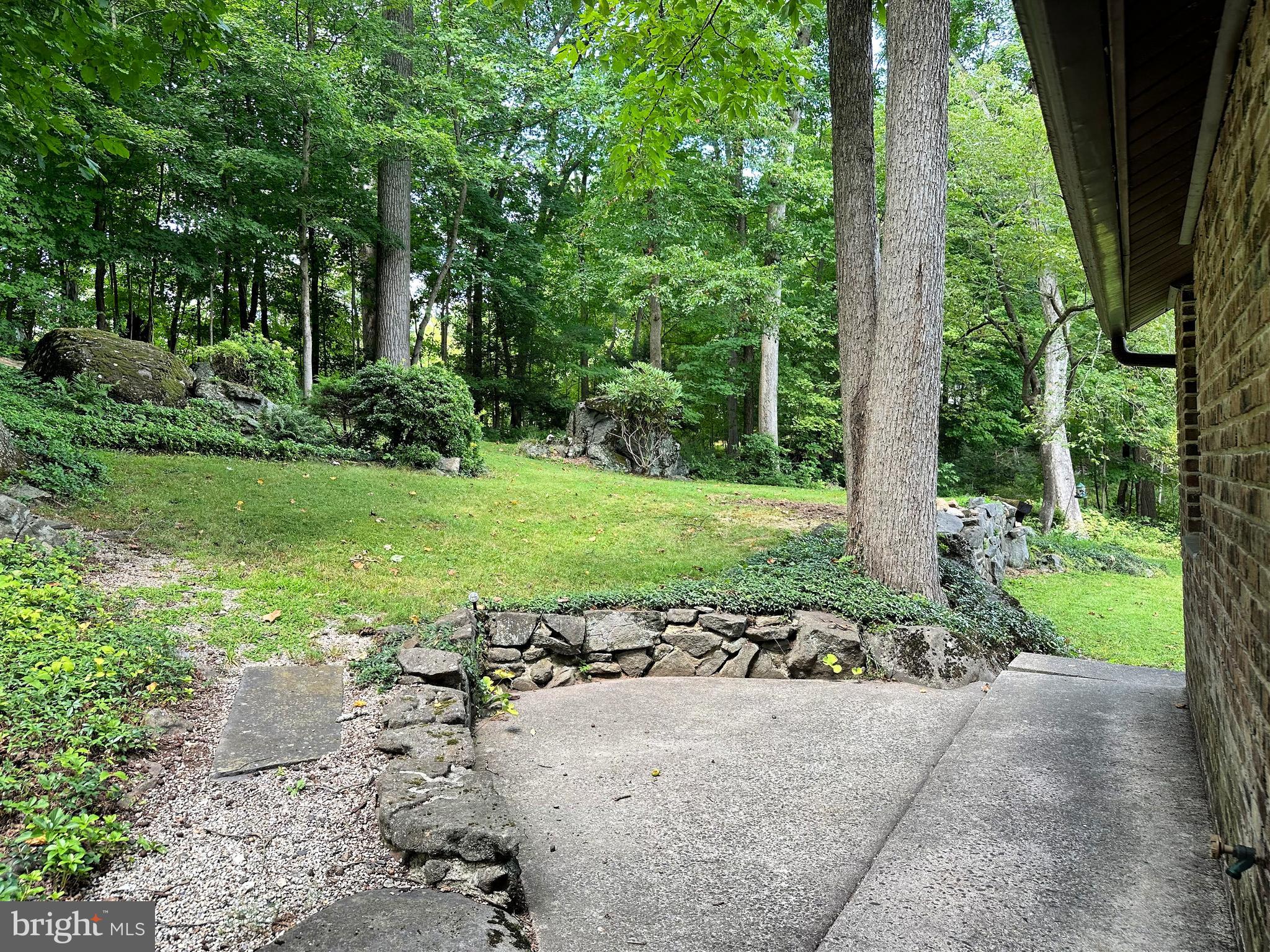 2848 Swamp Creek Road Green Lane, PA 18054 - Photo 12 of 66 Gallery Image 12