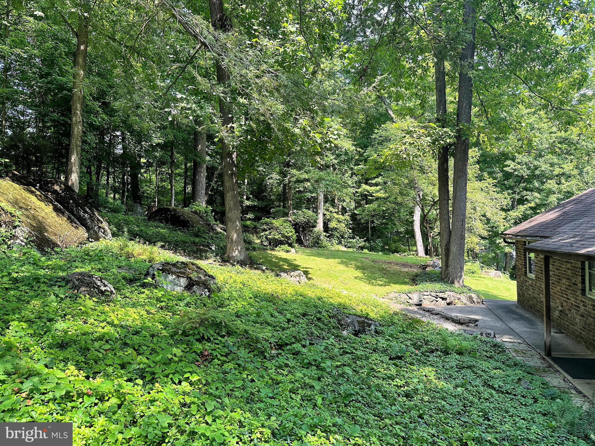 2848 Swamp Creek Road Green Lane, PA 18054 - Photo 13 of 66 Gallery Image 13