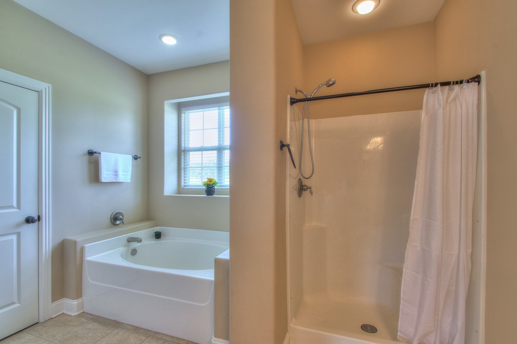 773 Sugar Flat Road Lebanon, TN 37087 - Photo 28 of 41 a white bath tub sitting next to a shower