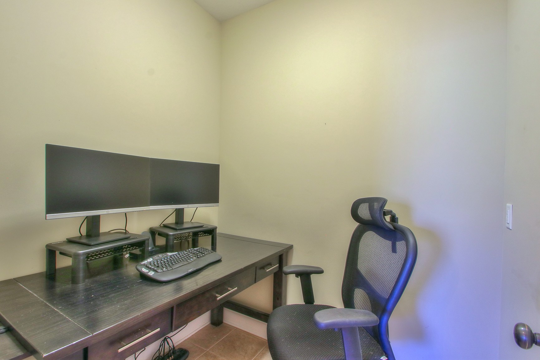 773 Sugar Flat Road Lebanon, TN 37087 - Photo 36 of 41 a view of a workspace with furniture