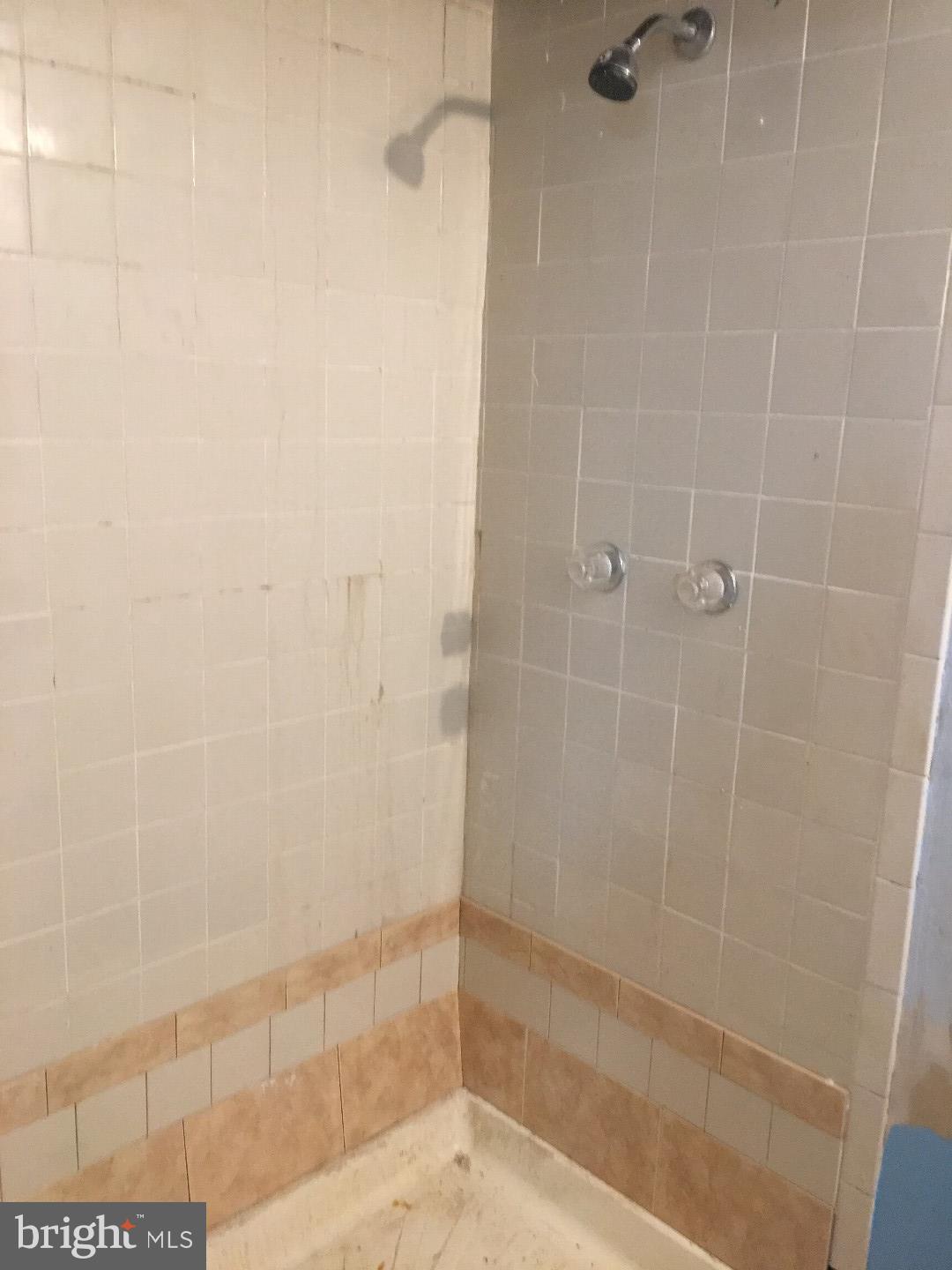 2404 Sun Valley Circle, Unit 6C Silver Spring, MD 20906 - Photo 32 of 36