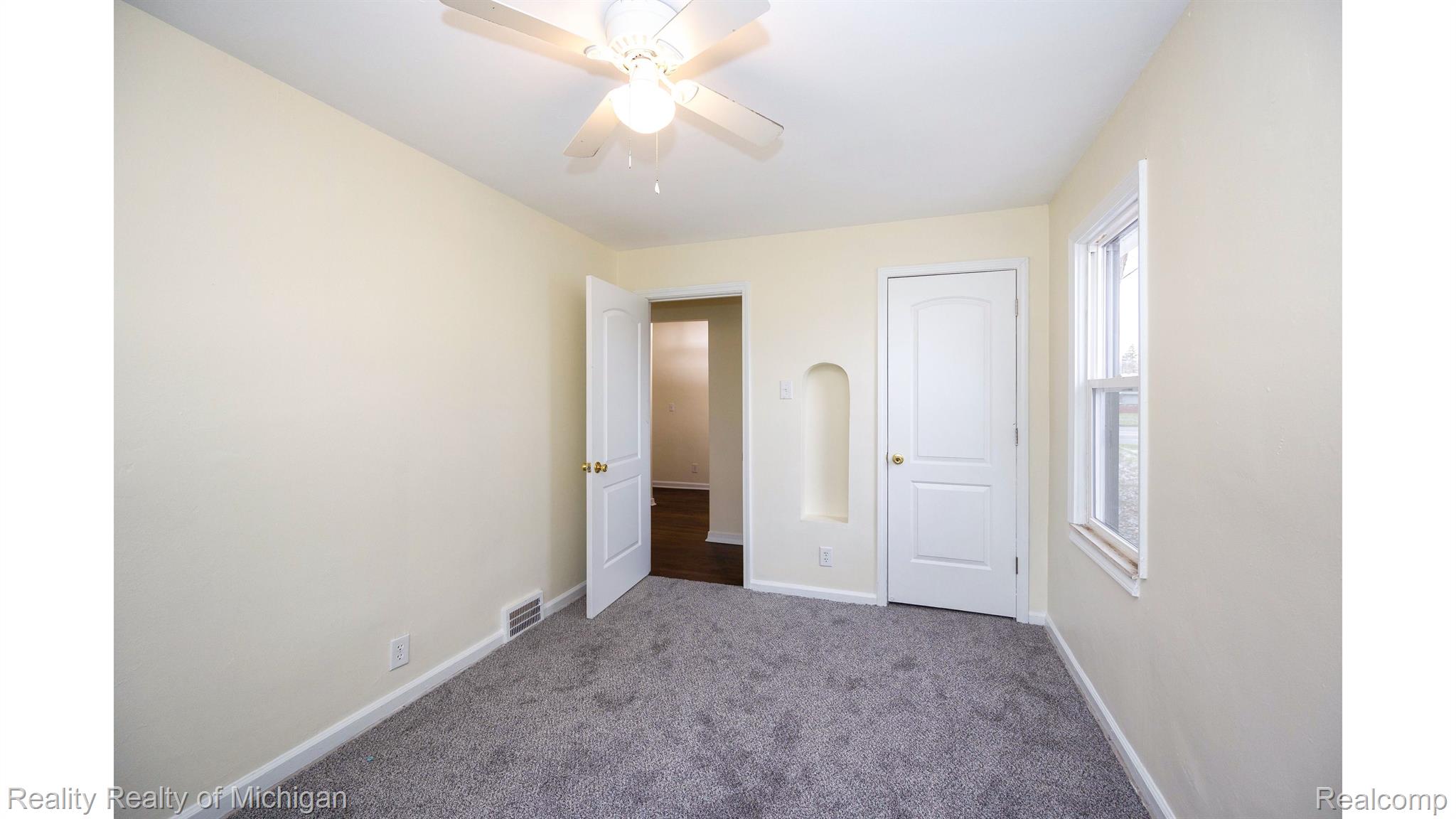 15257 Allen Road Southgate, MI 48195 - Photo 24 of 43 Gallery Image 24