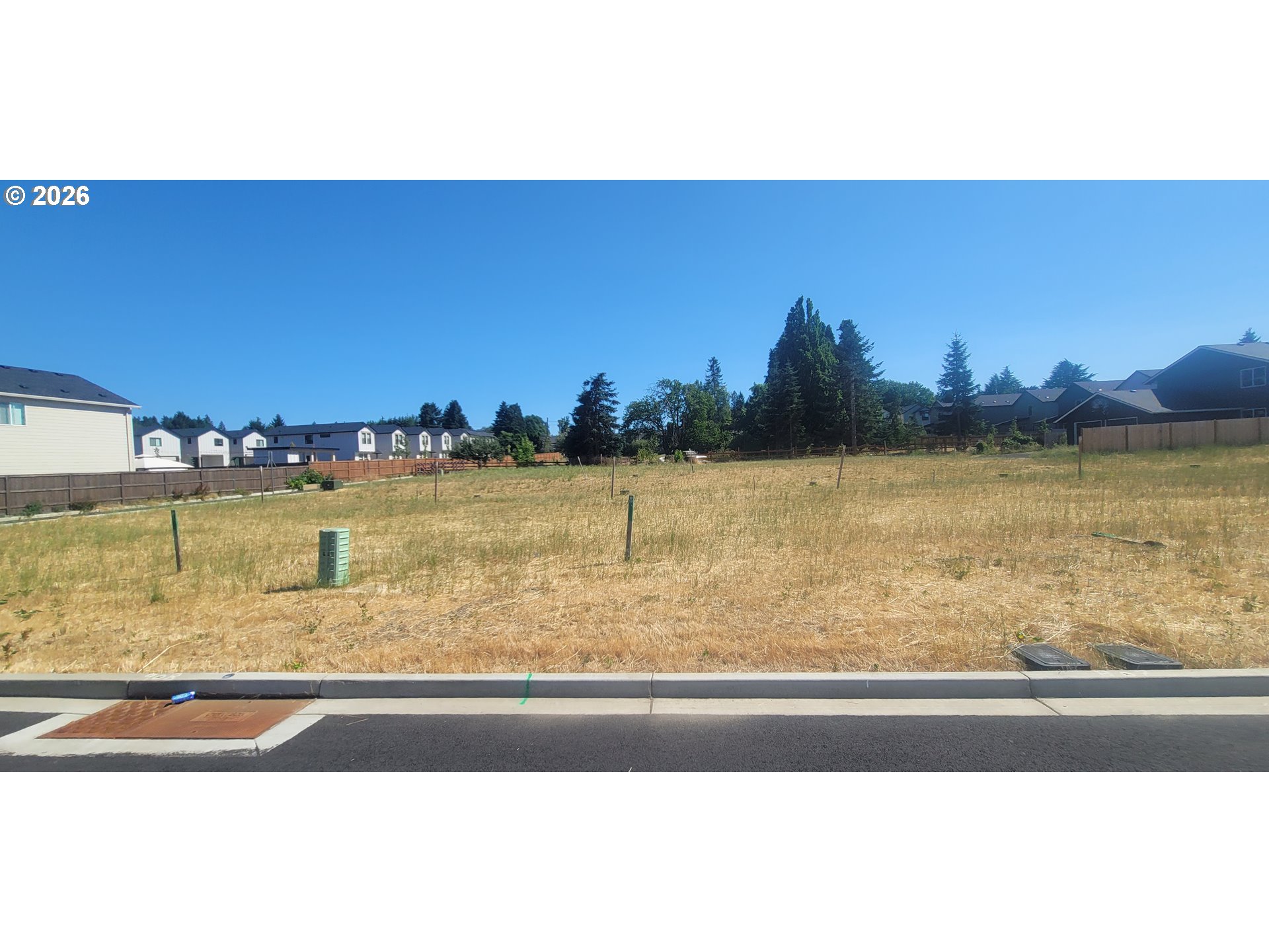 4409 Northeast 101st Street Vancouver, WA 98686 - Photo 7 of 23 a view of lake and city