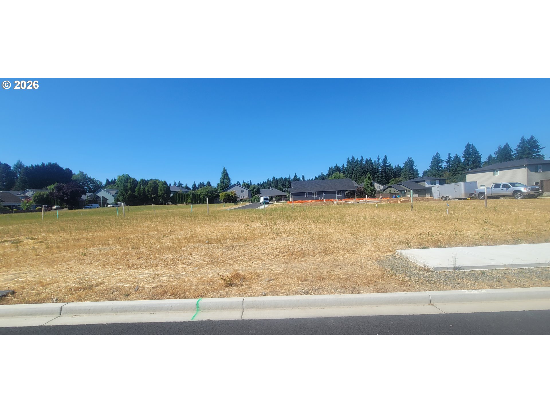 4409 Northeast 101st Street Vancouver, WA 98686 - Photo 10 of 23 a view of an ocean and beach