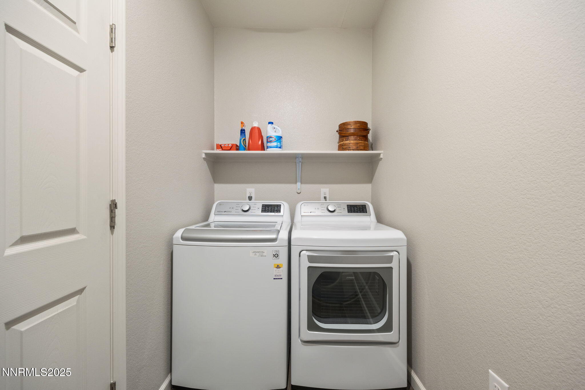 8310 Endsley Drive Reno, NV 89439 - Photo 13 of 46 32-web-or-mls-8310 Endsley_-28