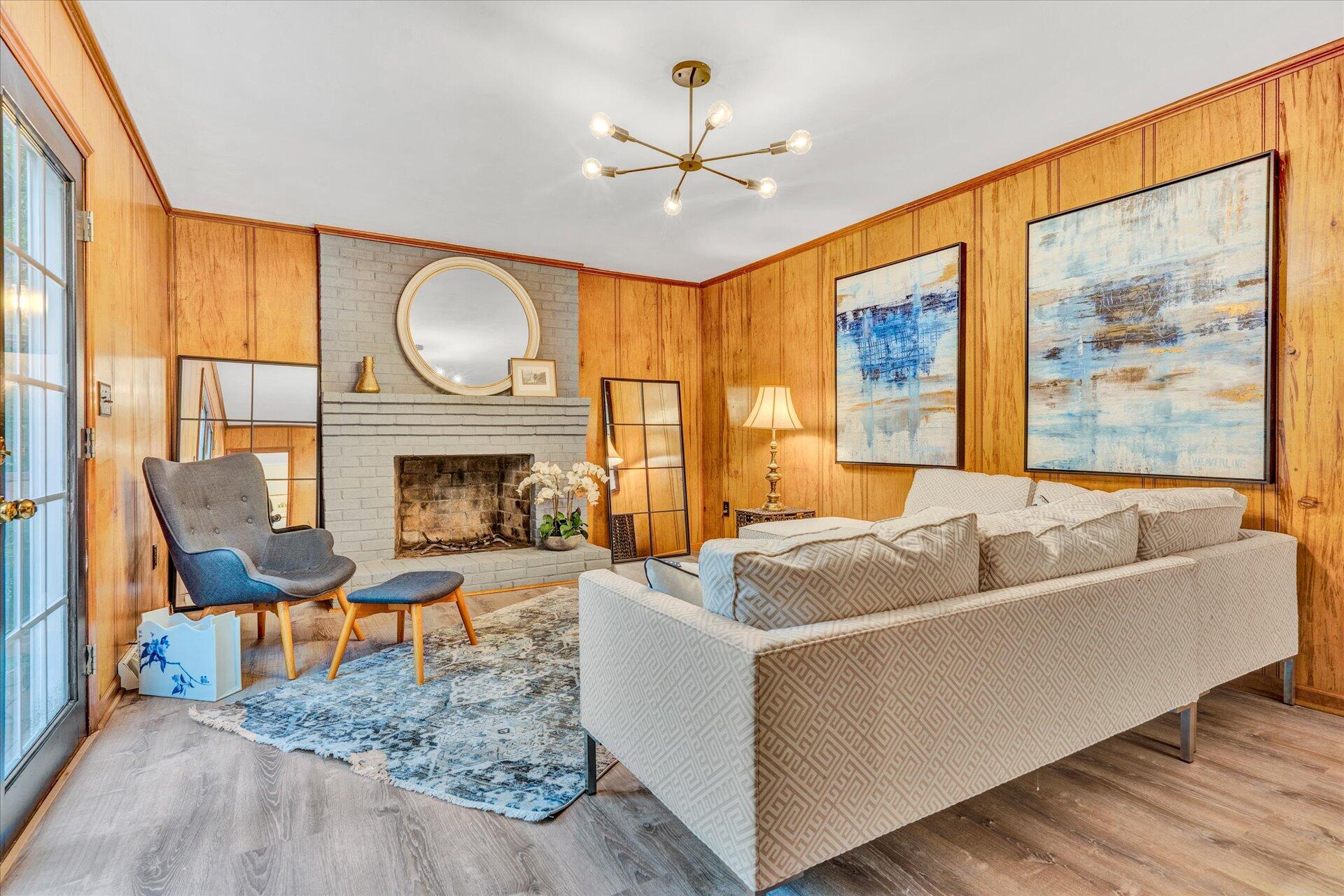 2712 Summit Ridge Road Northeast Roanoke, VA 24012 - Photo 12 of 47 12-DSC8408