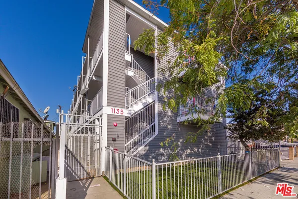 $2,400,000 | 1135 Raymond Avenue, Long Beach, CA 90804