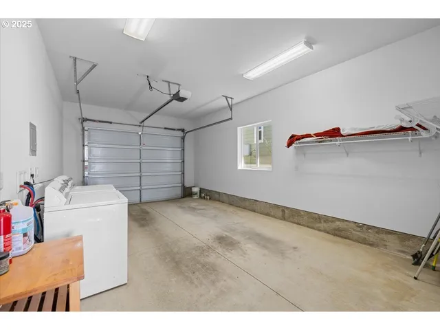 a view of a storage & utility room