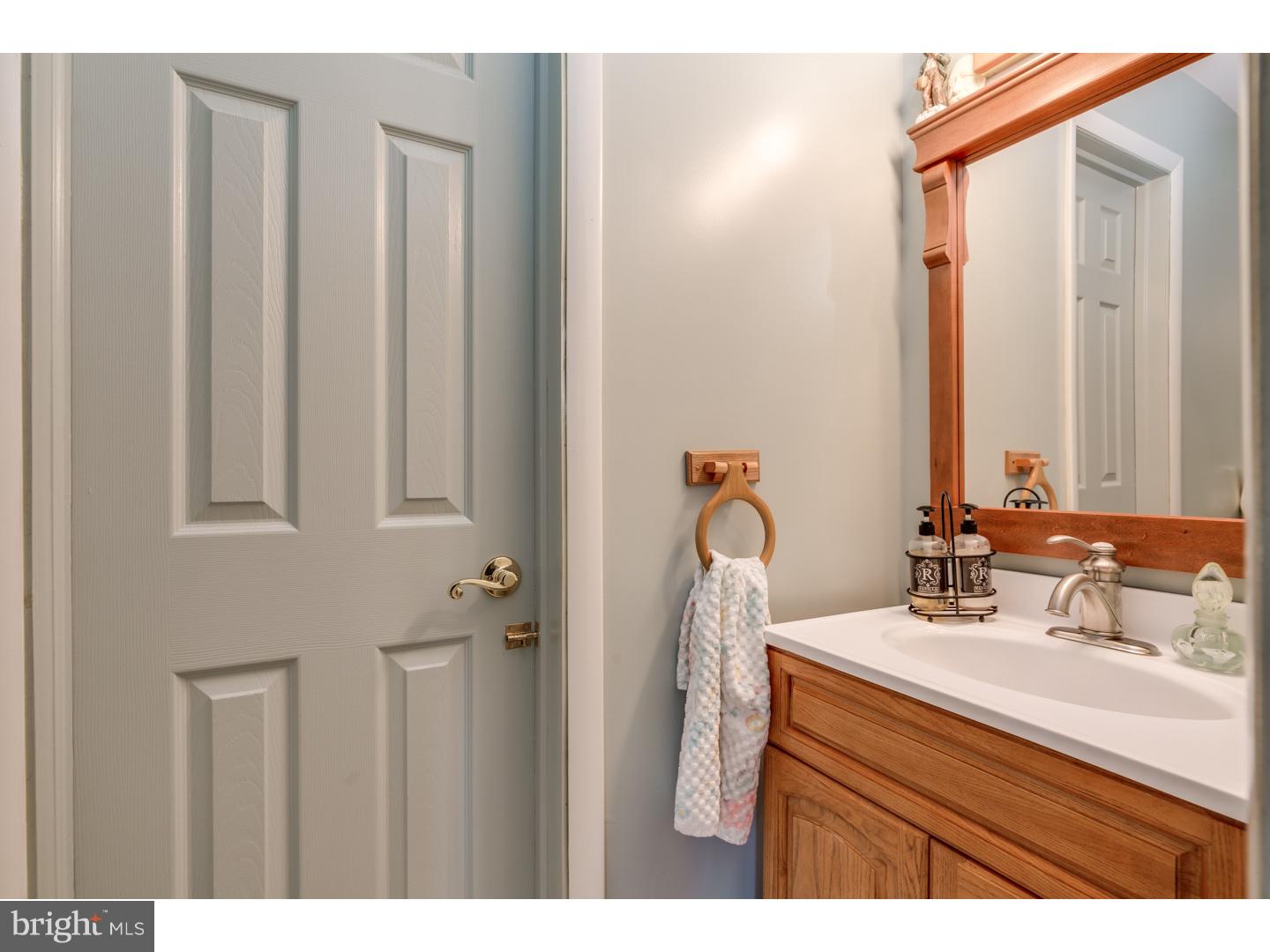 308-312 Filmore Street Riverside, NJ 08075 - Photo 23 of 27 full bath