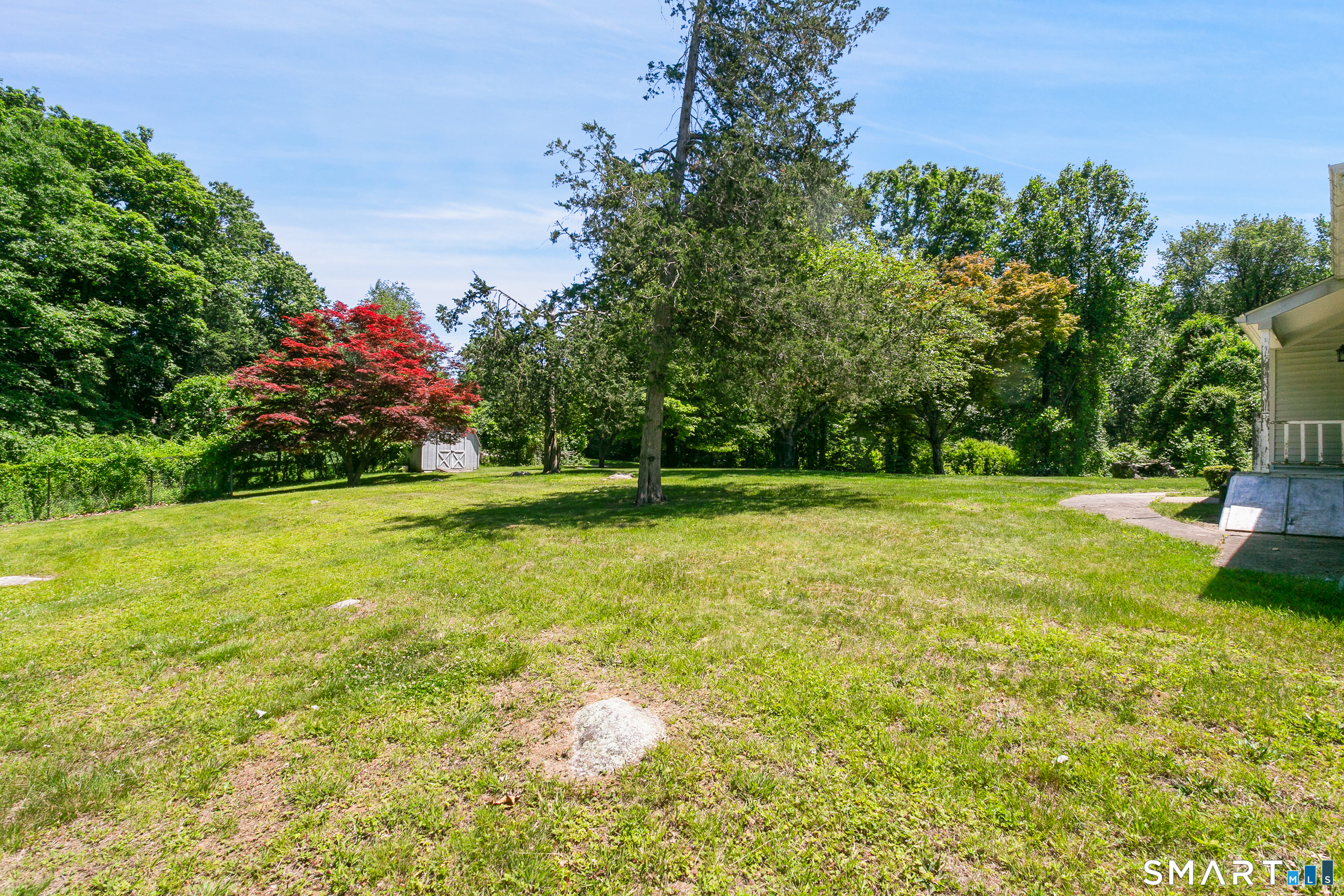 11 Bear Mountain Road New Fairfield, CT 06812 - Photo 26 of 30