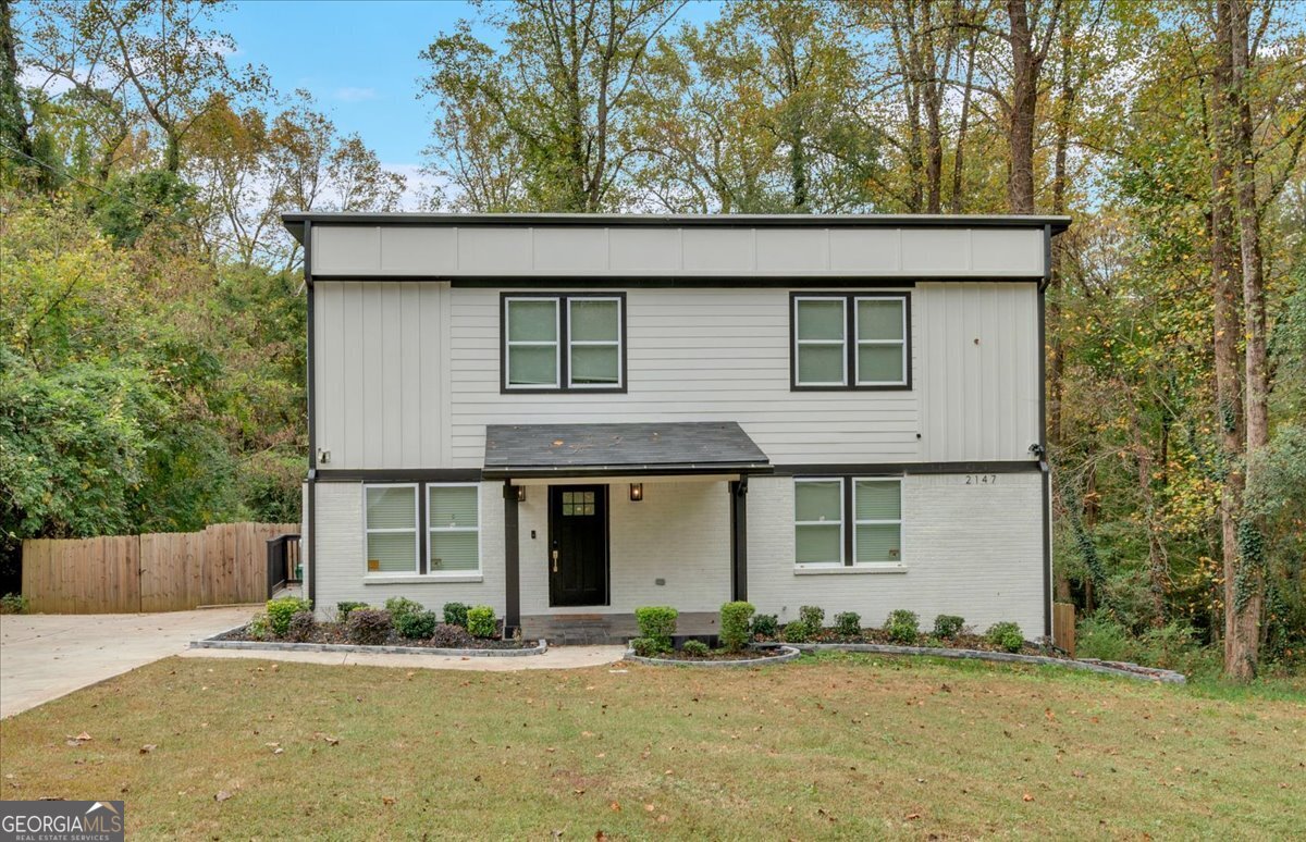 2147 McAfee Road Decatur, GA 30032 - Photo 2 of 10