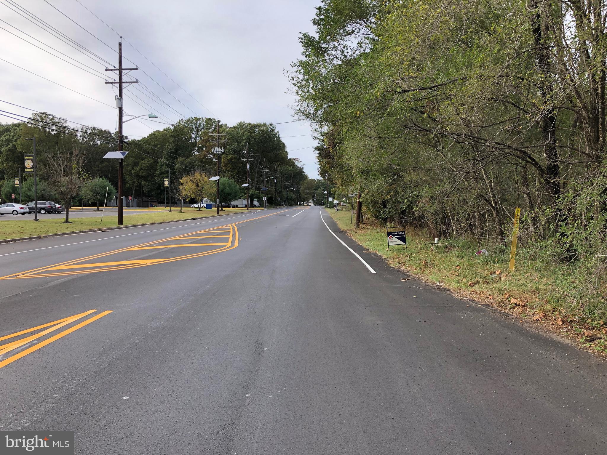 1 Hartford Road Medford, NJ 08055 - Photo 2 of 5