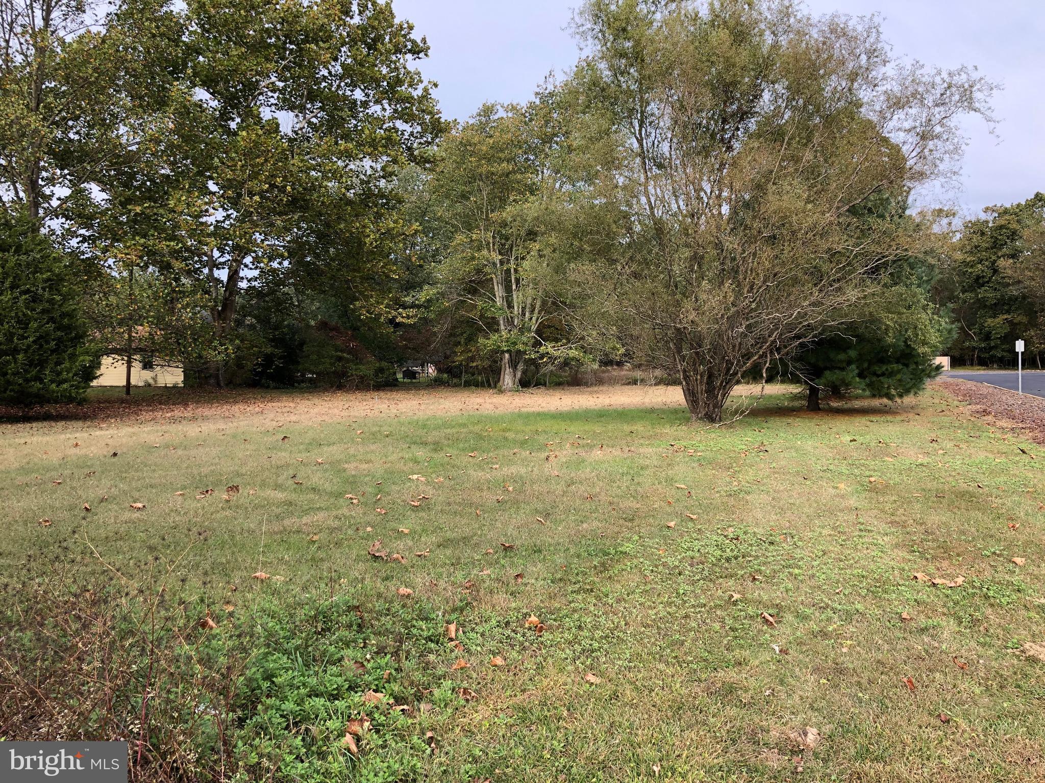 1 Hartford Road Medford, NJ 08055 - Photo 3 of 5