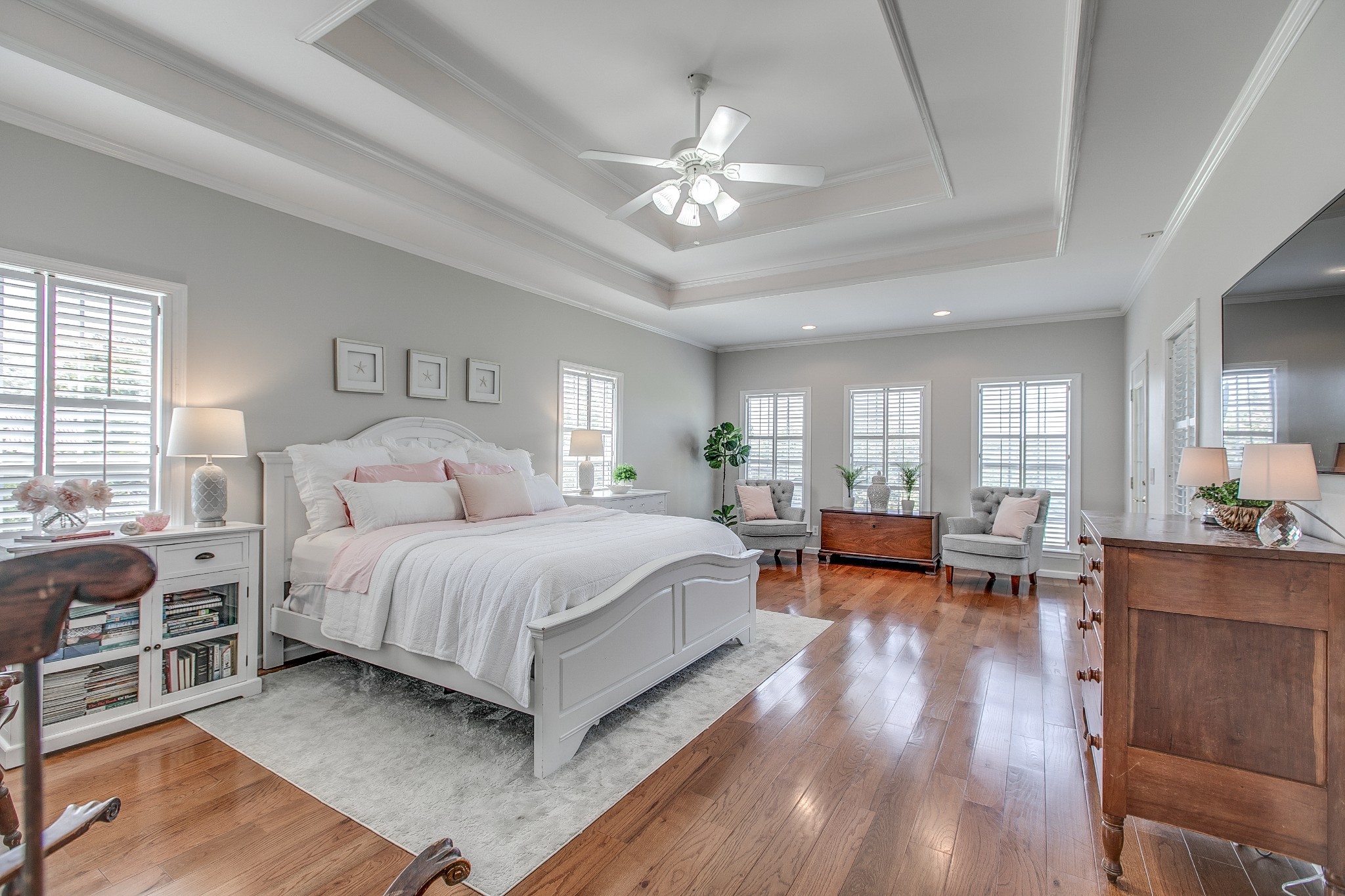 7285 North Milton Road Milton, TN 37118 - Photo 20 of 58 a spacious bedroom with a bed and wooden floor