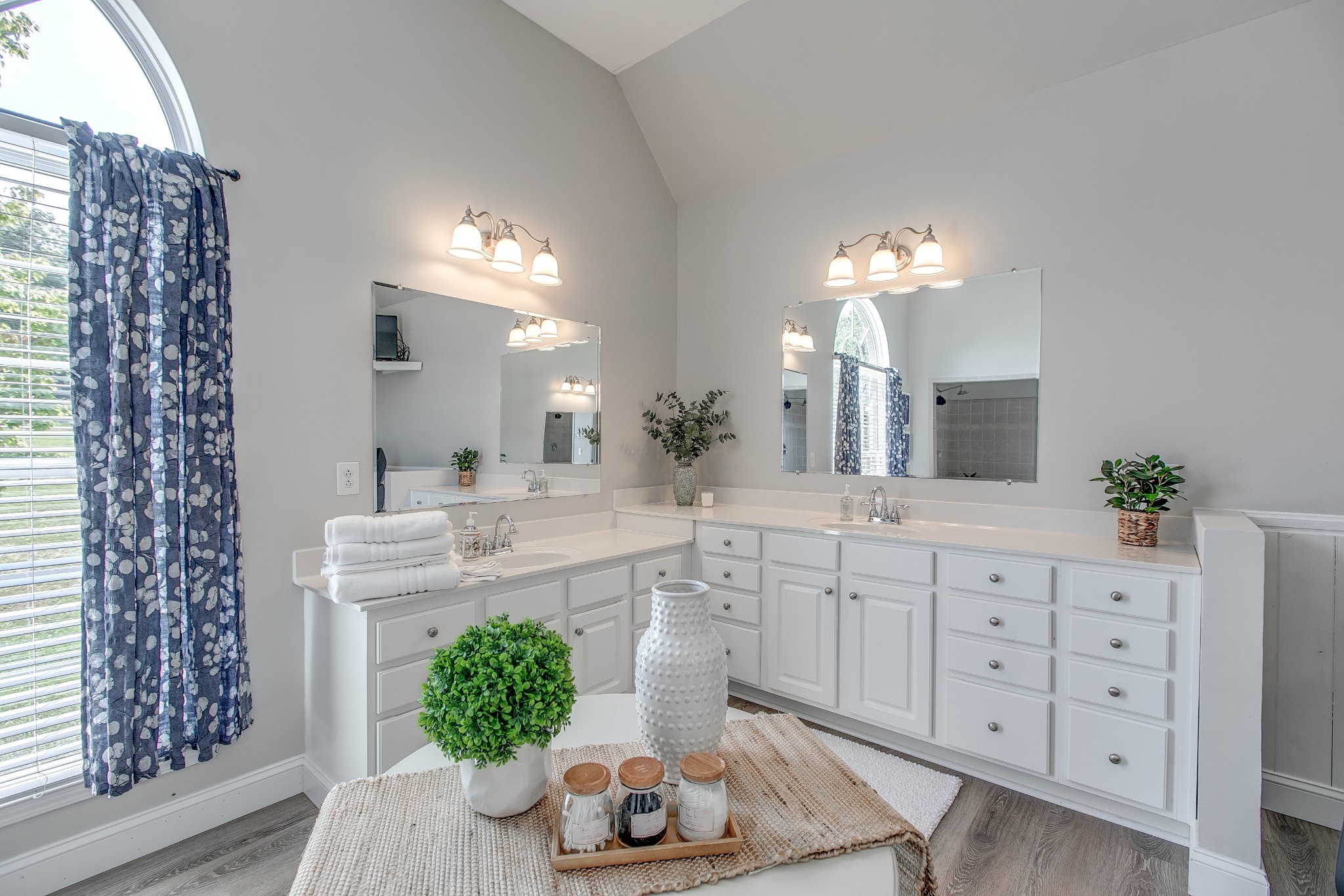 7285 North Milton Road Milton, TN 37118 - Photo 27 of 58 a spacious bathroom with a double vanity sink and a mirror