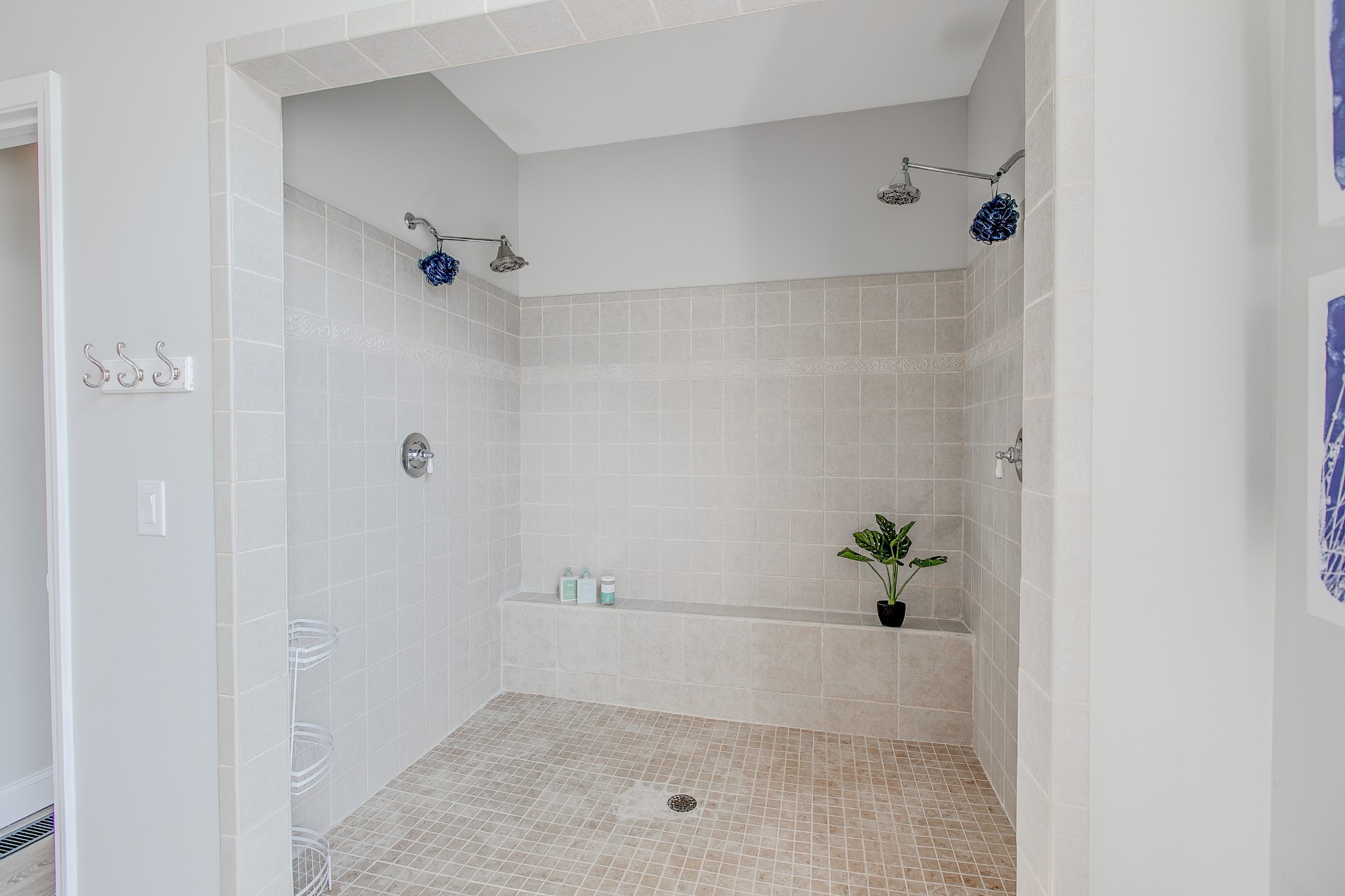 7285 North Milton Road Milton, TN 37118 - Photo 29 of 58 a bathroom with a shower