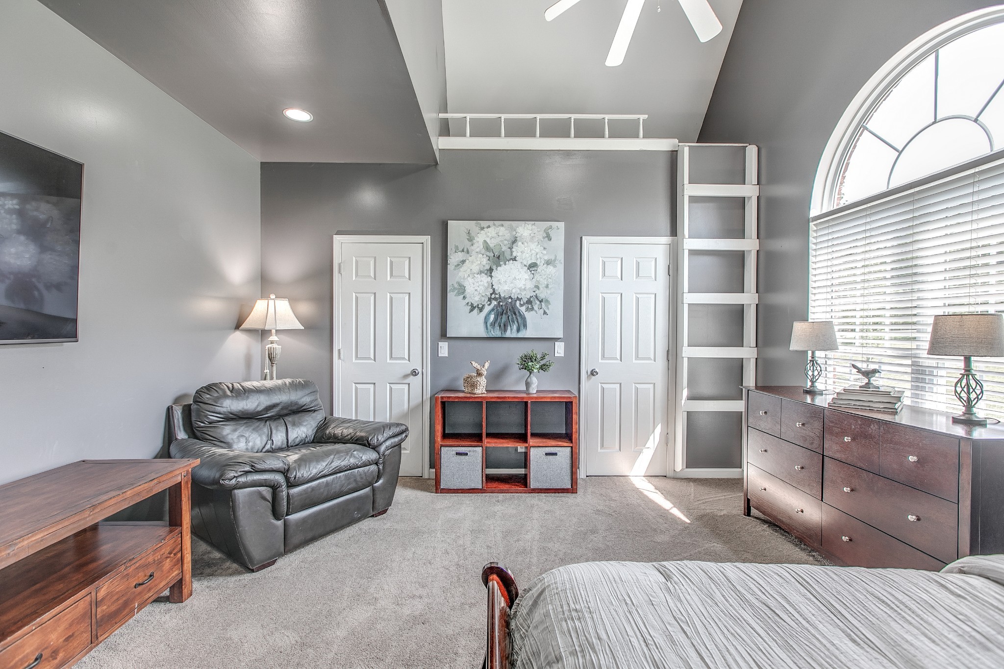7285 North Milton Road Milton, TN 37118 - Photo 31 of 58 a bedroom with furniture and a window