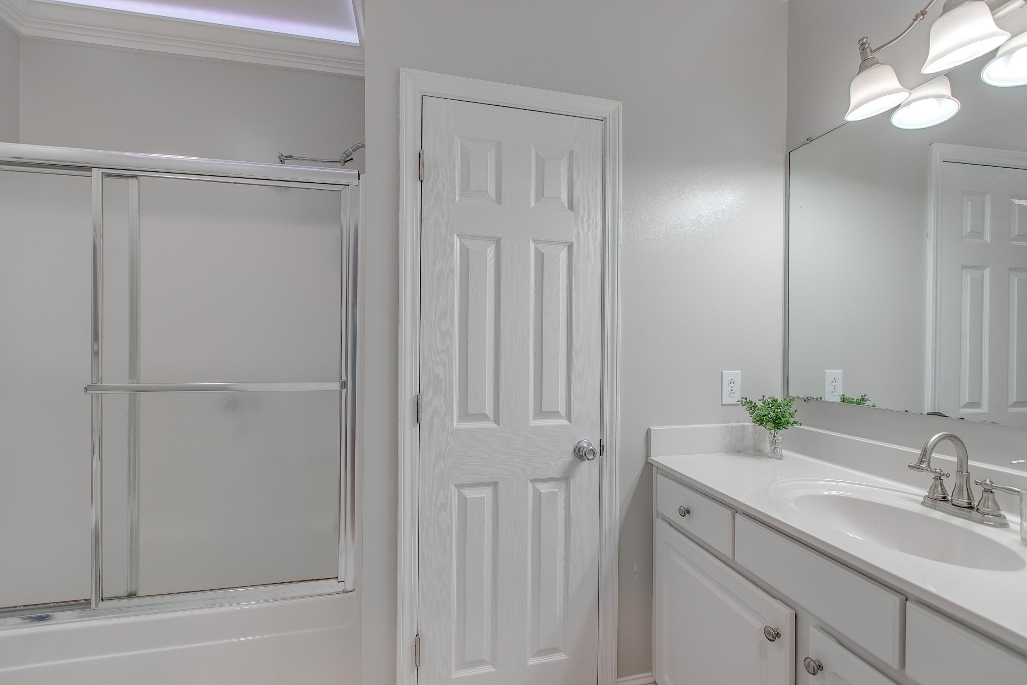 7285 North Milton Road Milton, TN 37118 - Photo 33 of 58 a bathroom with a double vanity sink and a mirror
