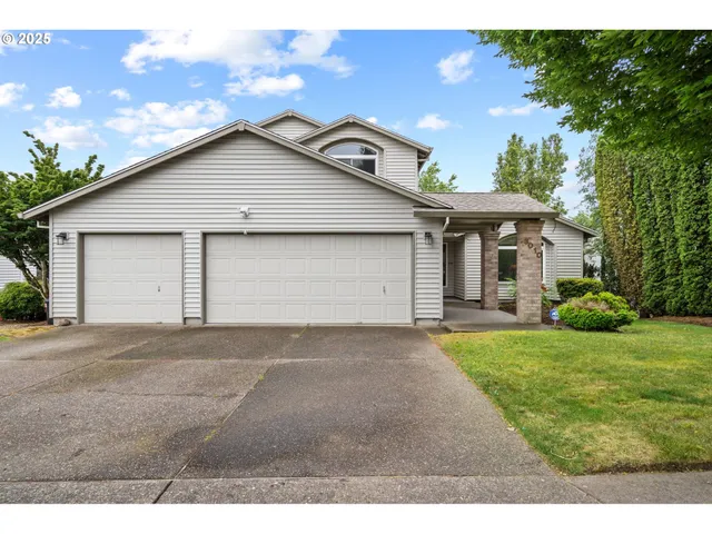 $550,000 | 3010 Southwest Phyllis Drive, Gresham, OR 97080