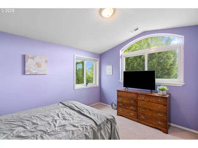 $550,000 | 3010 Southwest Phyllis Drive, Gresham, OR 97080