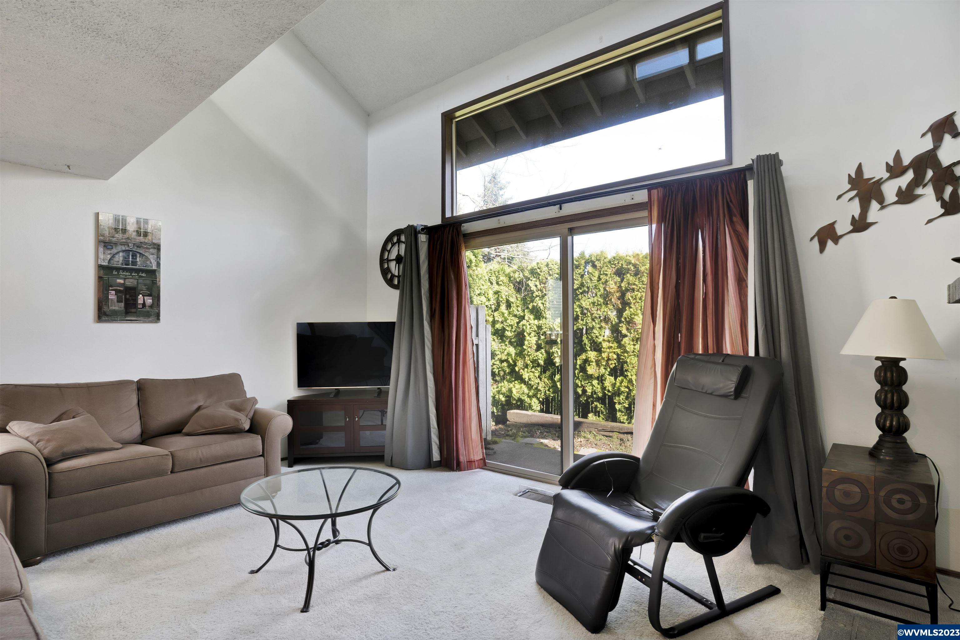 3760 Auburn Road Northeast Salem, OR 97301 - Photo 7 of 23 Gallery Image 7