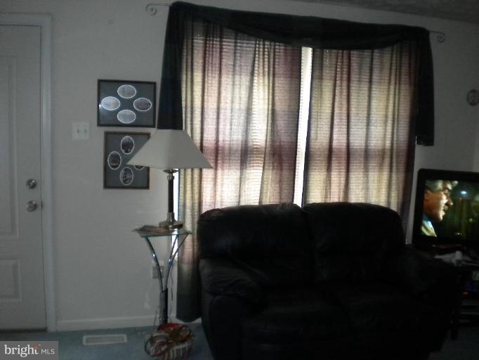 3511 Blue Coat Road Nottingham, MD 21236 - Photo 10 of 15 Living Room #3
