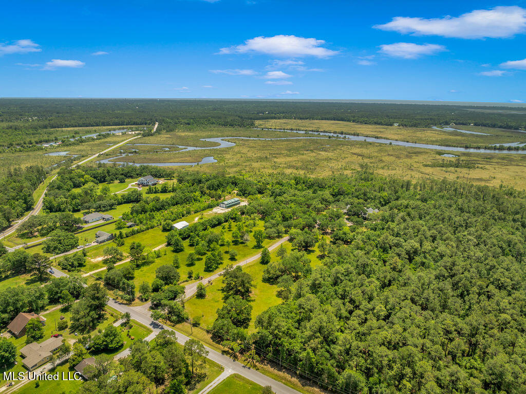 24071 Cuevas Delisle Road Pass Christian, MS 39571 - Photo 15 of 18 24071CuevasDelislseRd-122