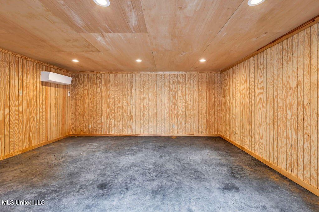 24071 Cuevas Delisle Road Pass Christian, MS 39571 - Photo 8 of 18 24071CuevasDelislseRd-115