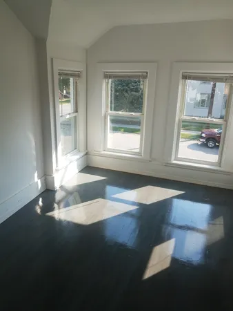 $189,900 | 813 8th Street, Menominee, MI 49858