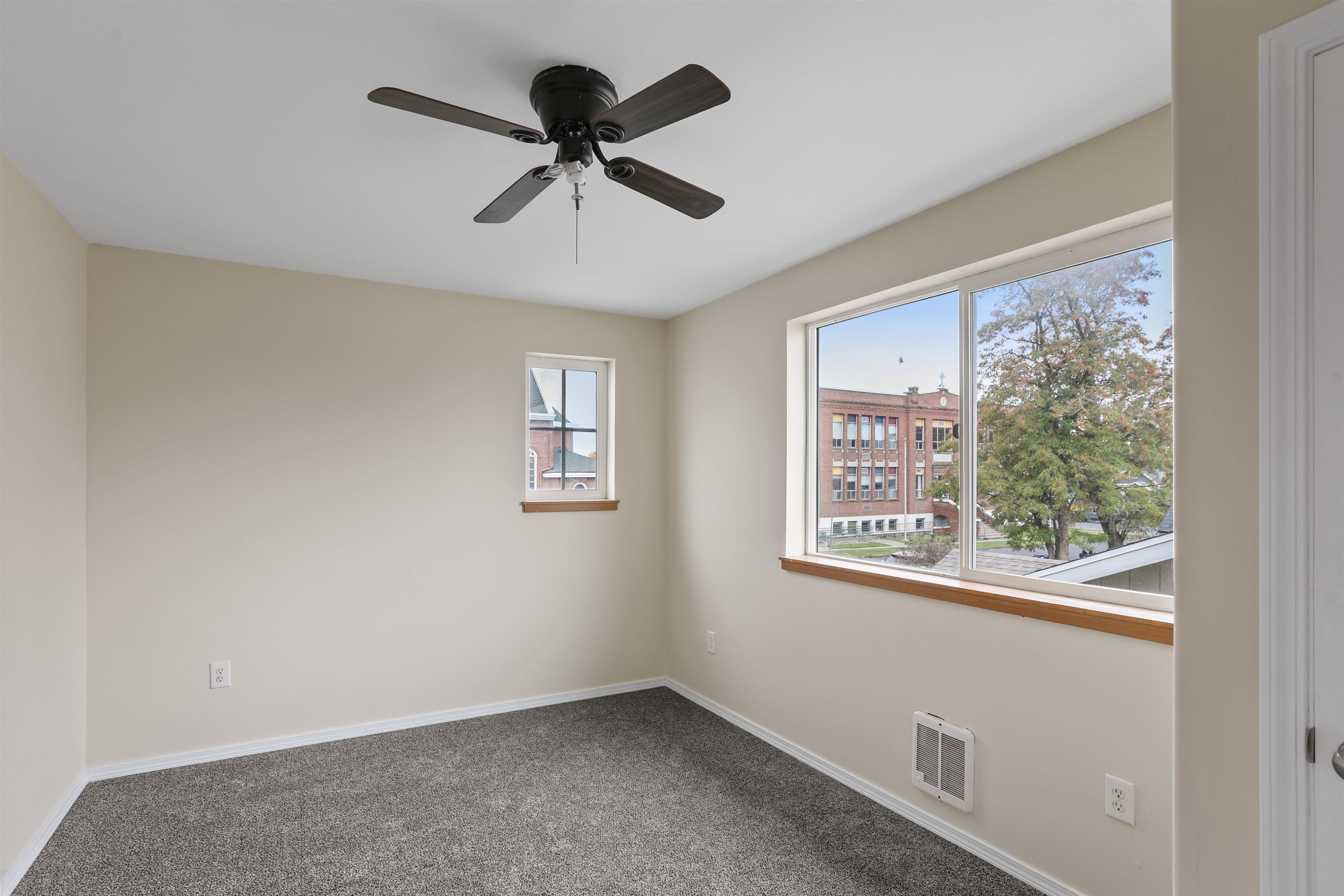 2721 East Queen Avenue Spokane, WA 99217 - Photo 17 of 23