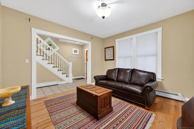 $299,999 | 202 Laurel Street, Hartford, CT 06105