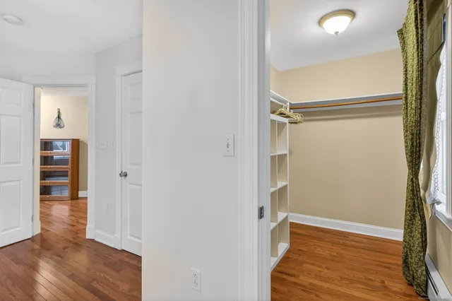 $299,999 | 202 Laurel Street, Hartford, CT 06105