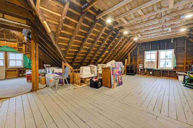 $299,999 | 202 Laurel Street, Hartford, CT 06105