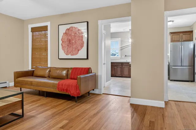 $299,999 | 202 Laurel Street, Hartford, CT 06105