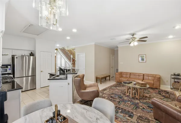 $3,800 | 14602 Cobre Valley Drive, Houston, TX 77062