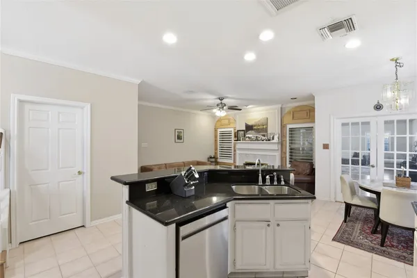 $3,800 | 14602 Cobre Valley Drive, Houston, TX 77062