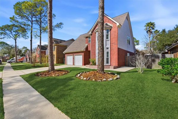 $3,800 | 14602 Cobre Valley Drive, Houston, TX 77062