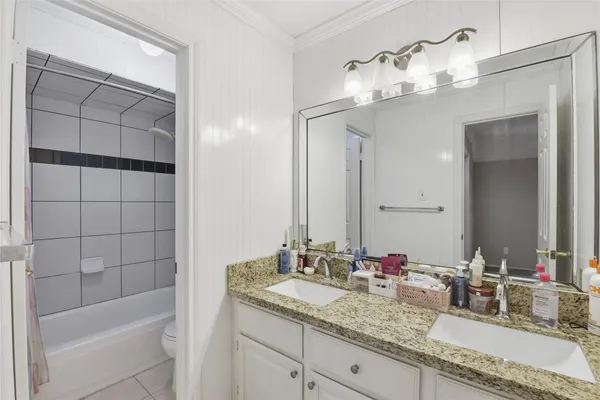 $3,800 | 14602 Cobre Valley Drive, Houston, TX 77062